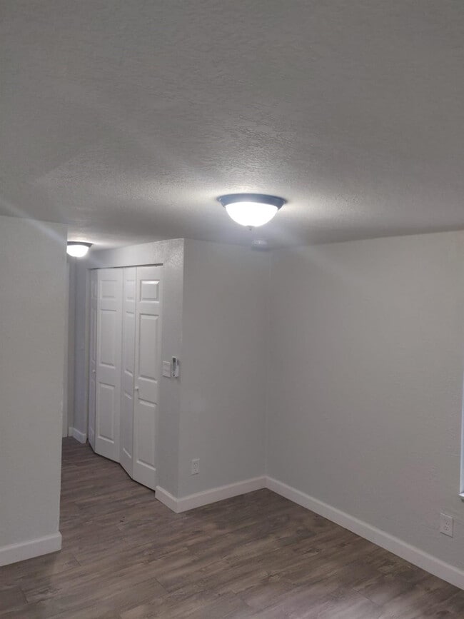 Foto del edificio - 210 SW 7th St