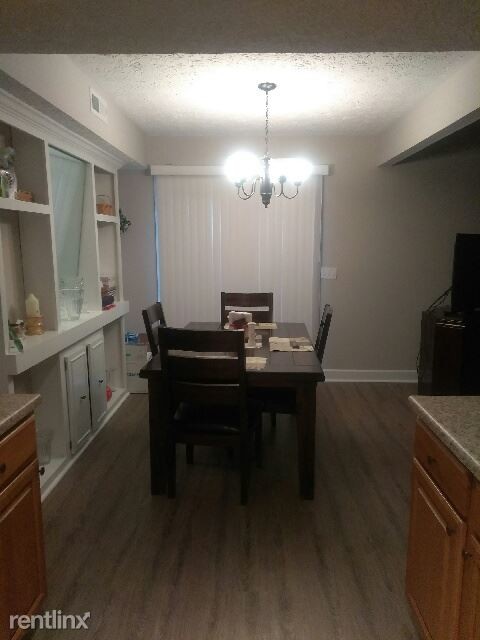 Foto del edificio - 3622 Country Ridge Dr