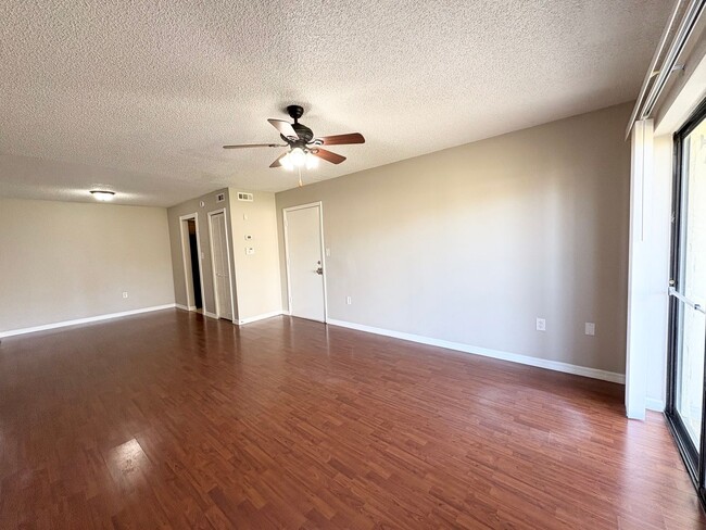 Building Photo - Altamonte Springs 1B/1BA Ground Floor Condo ~ Available NOW!!