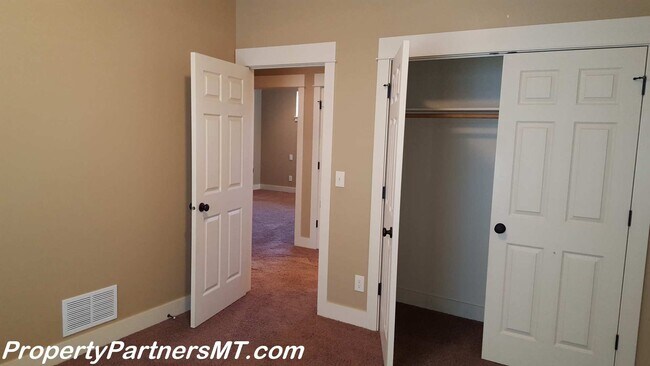 Foto del edificio - *** Beautiful *** 3 Bed 2 Bath house in Alder Creek