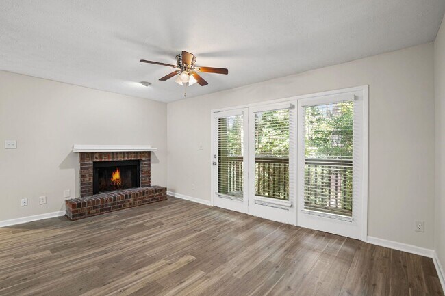 Building Photo - 814 Tuxworth Cir