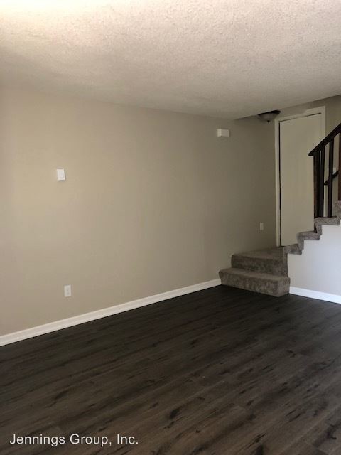 Building Photo - 6552 Thurston Rd