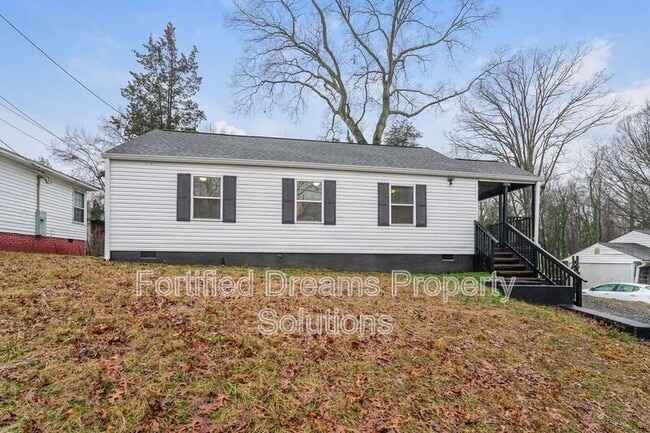 Building Photo - 3718 Tech Ave