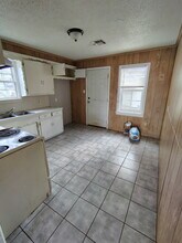 Building Photo - 412 N A St