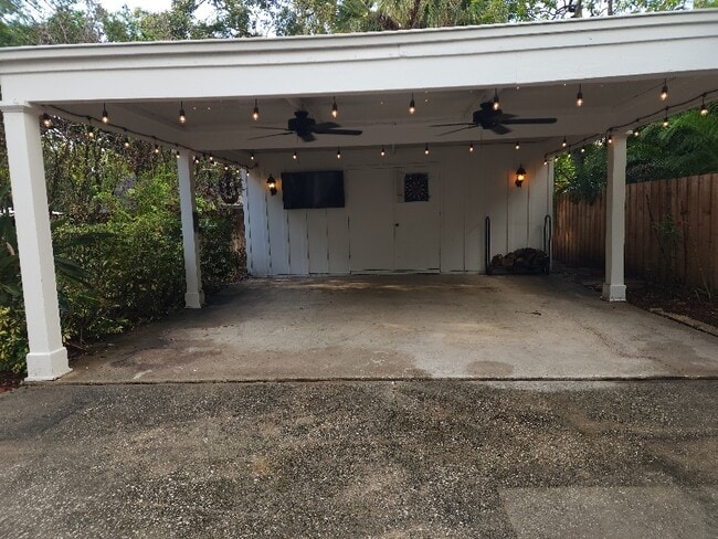 Building Photo - 4403 W Estrella St