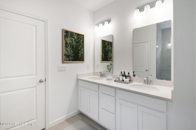 Building Photo - 42 Pentwater Rd