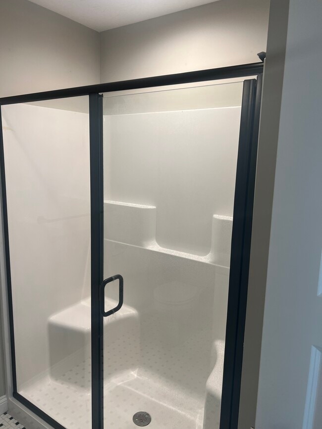 Foto del edificio - 389 Cedar Run St