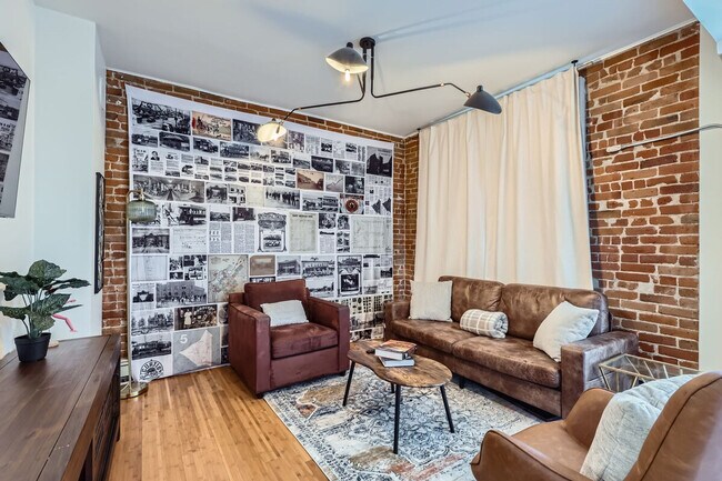 Foto del edificio - 2925 Curtis Street