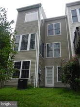 Building Photo - 13700 Maple Sugar Ln