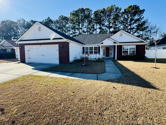 Photo - 932 Eaglet Cir House