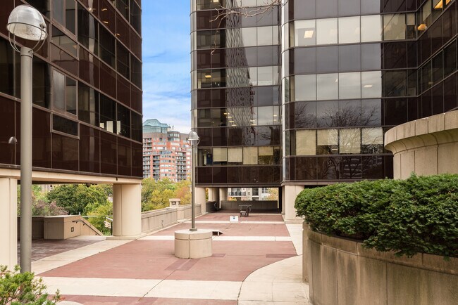 Foto del edificio - 127 Greyrock Pl