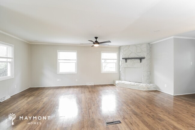 Foto del edificio - 4309 Dowling Dr