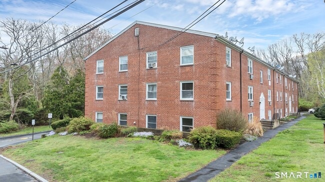 Building Photo - 111 A Niles Hill Rd