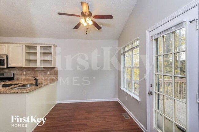 Building Photo - 3413 Clubside Ct