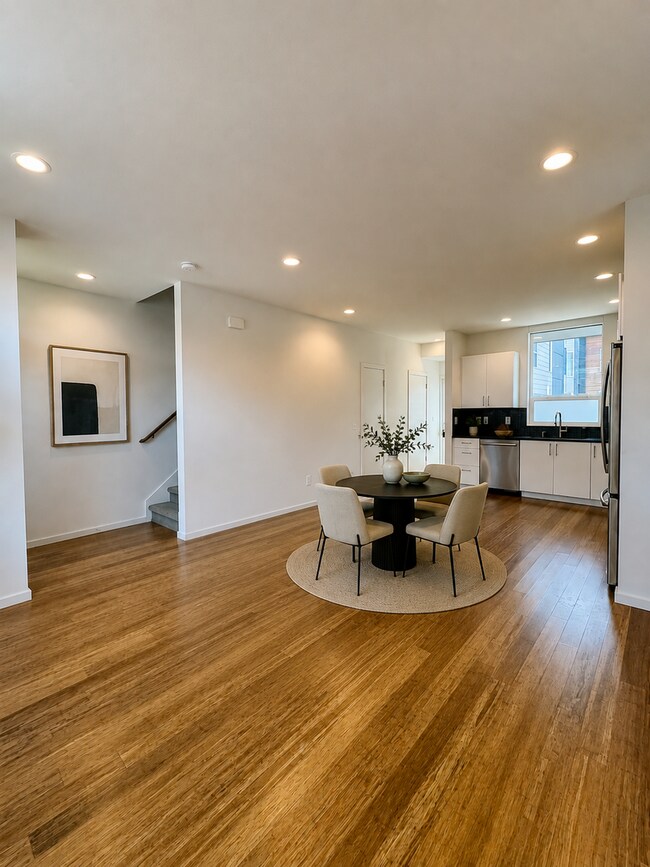 Foto del edificio - 709 18th Ave S