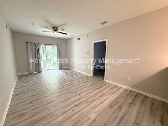 Building Photo - 8235 Lobster Bay Ct