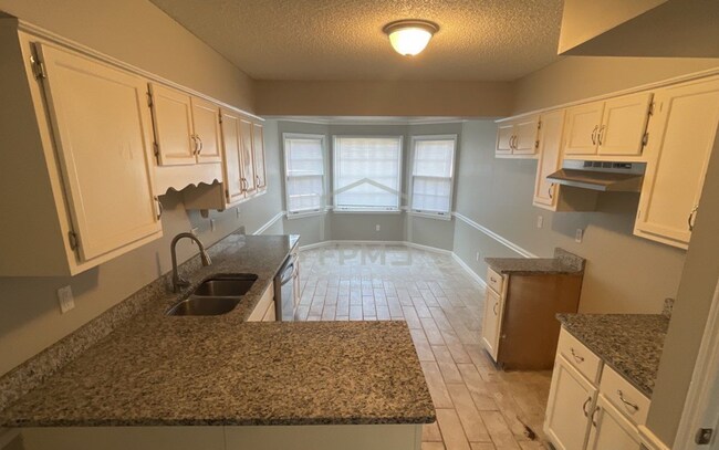 Foto del edificio - 7089 Cobblestone Dr