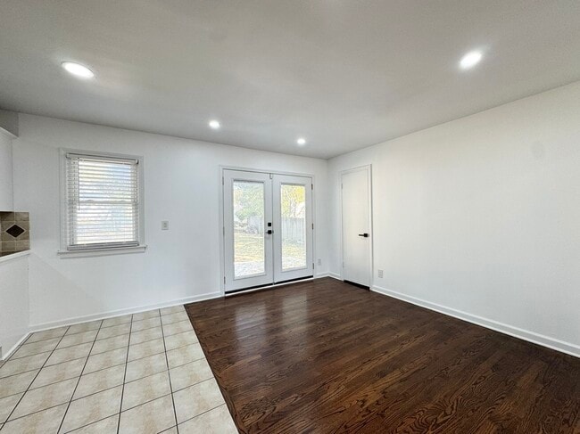 Foto del edificio - 2226 W 74th Terrace