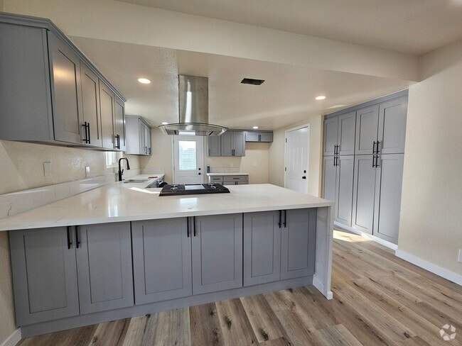Building Photo - 4310 W 159th St