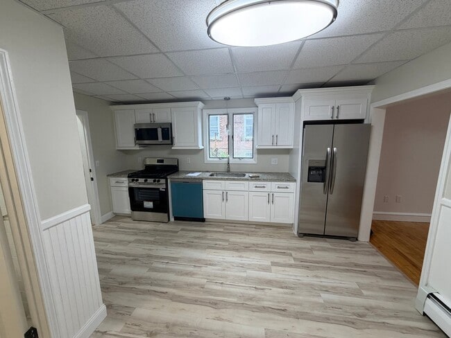 Photo - 1111 Charles St (North Providence, RI) Apartment
