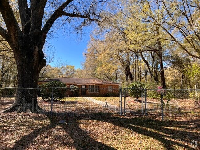 Building Photo - 1703 US-90
