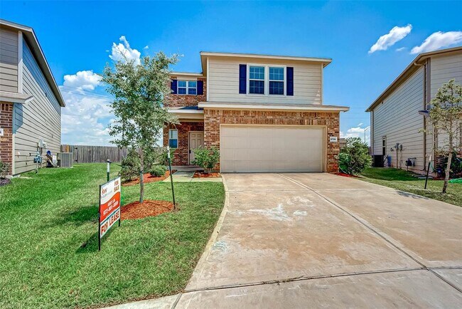 Foto del edificio - 2736 Skyview Long Dr