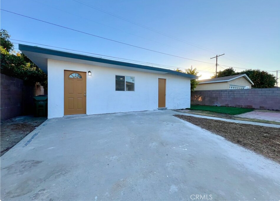 530 W Arbutus St, Compton, CA 90220 House Rental in Compton, CA