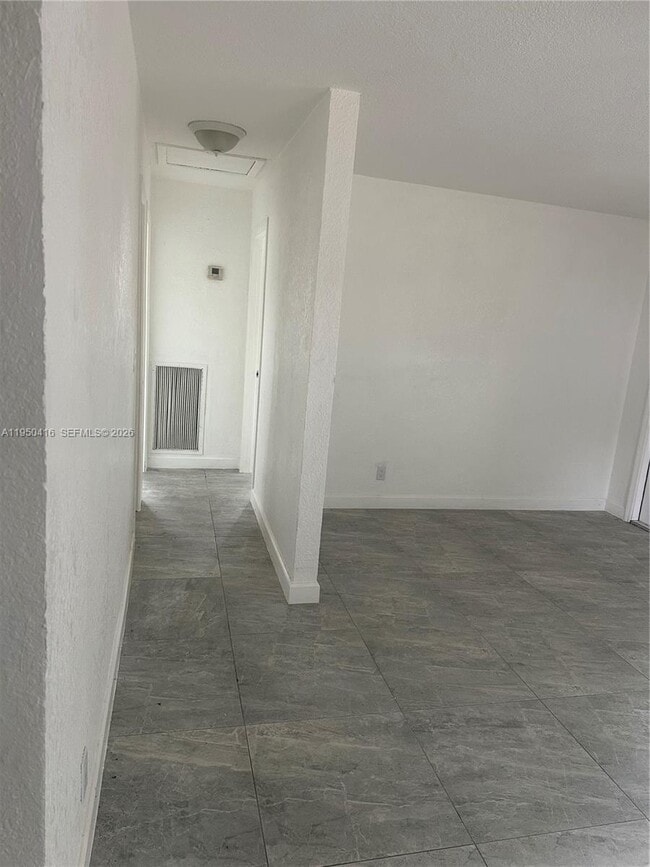 Building Photo - 151 W 11th St