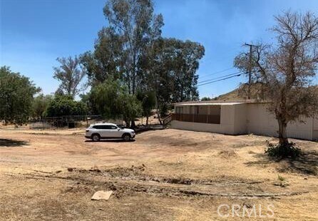 Foto del edificio - 21180 Mazie Ave