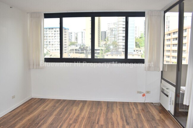 Foto del edificio - 2/1.5/1 Pakalana Bldg. (Conveniently Locat...