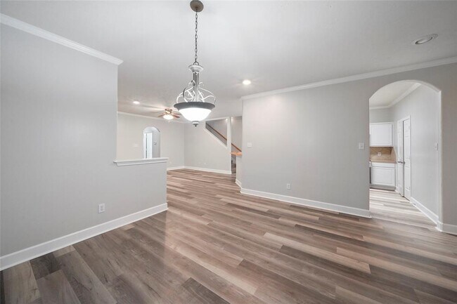 Foto del edificio - 6 Valewood Pl