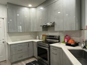 Building Photo - 9114 Villa Palma Ln