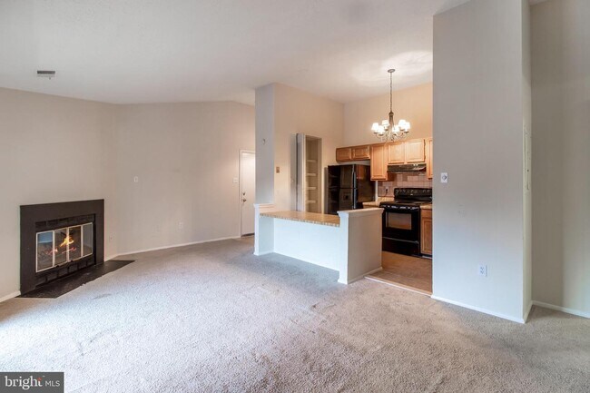 Building Photo - 12209 Peach Crest Dr