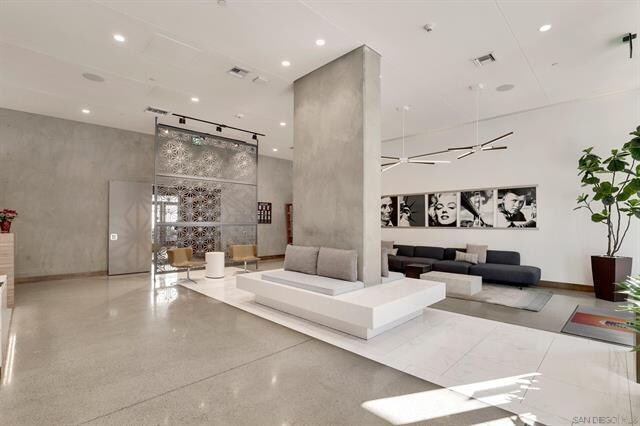 Lobby - 350 11th Ave