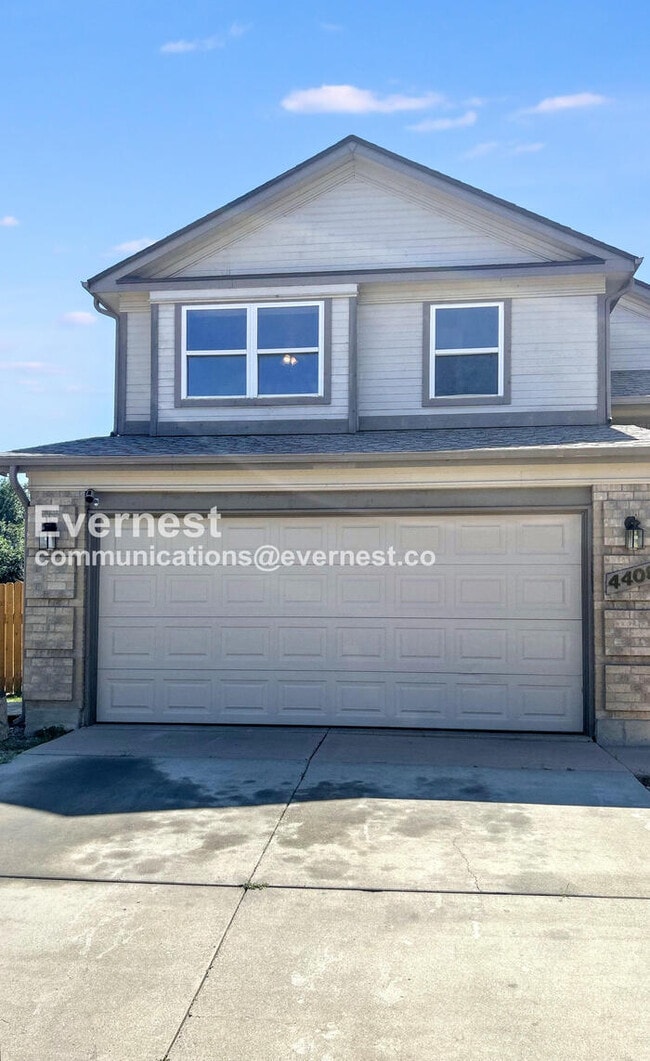 Building Photo - 4409 Cherry Oak Ct