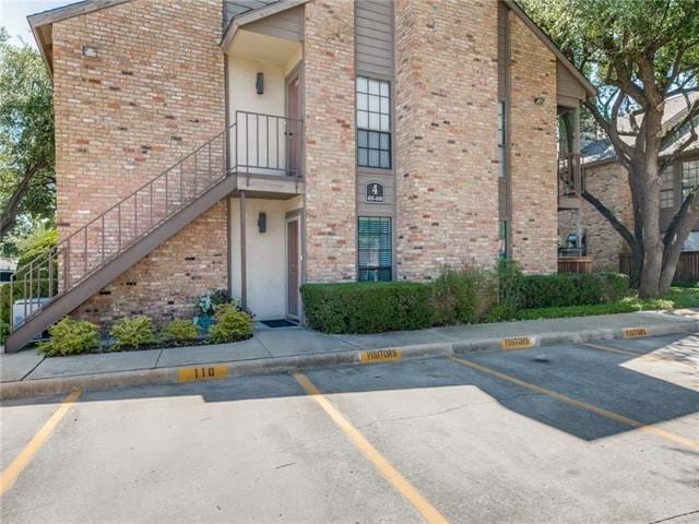 Foto del edificio - 15221 Berry Trail