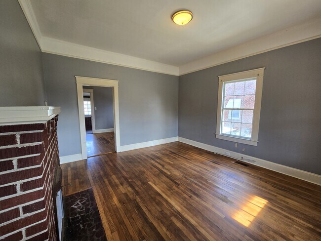 Foto del edificio - 110 Morgan Ave