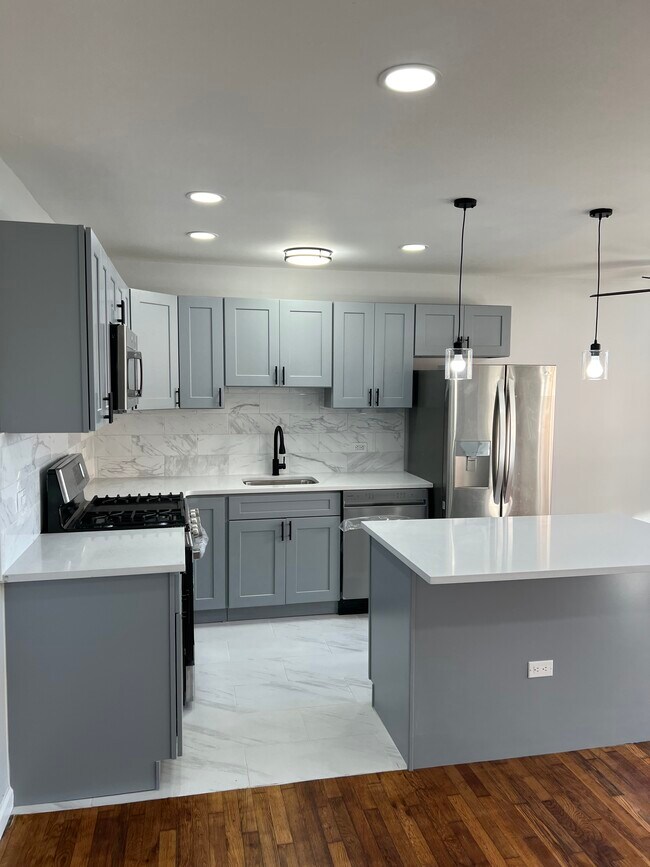 Foto del edificio - 924 Stuyvesant Ave