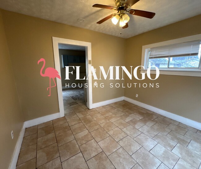 Foto del edificio - 725 Maplehurst Ave