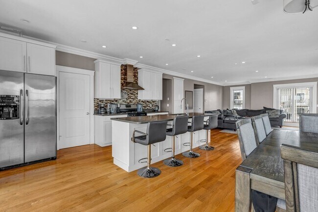 Foto del edificio - 422 Hanover St