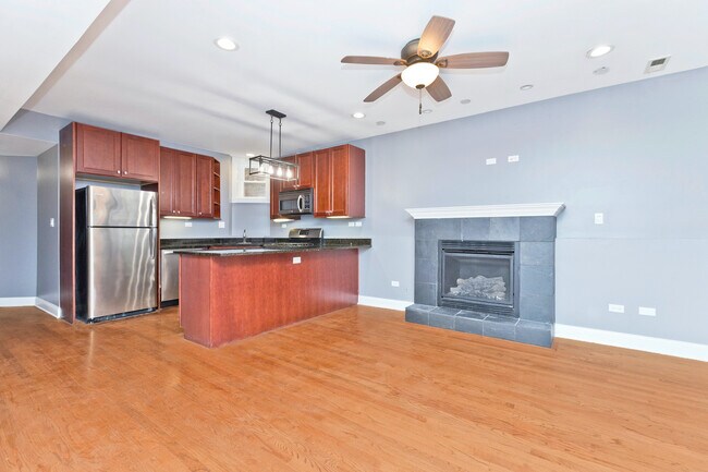 Foto del edificio - 5212 N Winthrop Ave