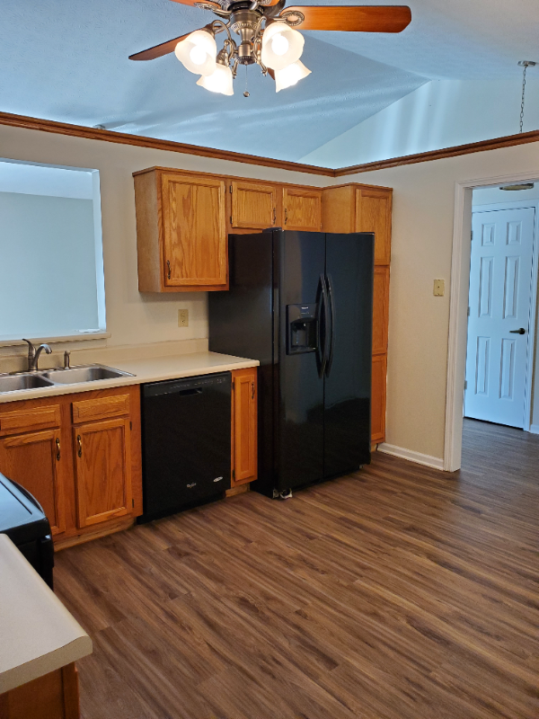 Building Photo - 7318 Thornmill Ct