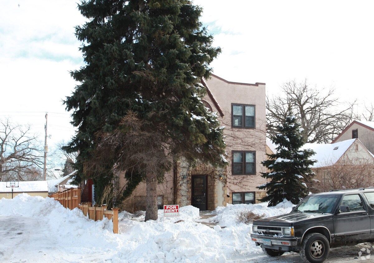 Foto del edificio - 5007 28th Ave S