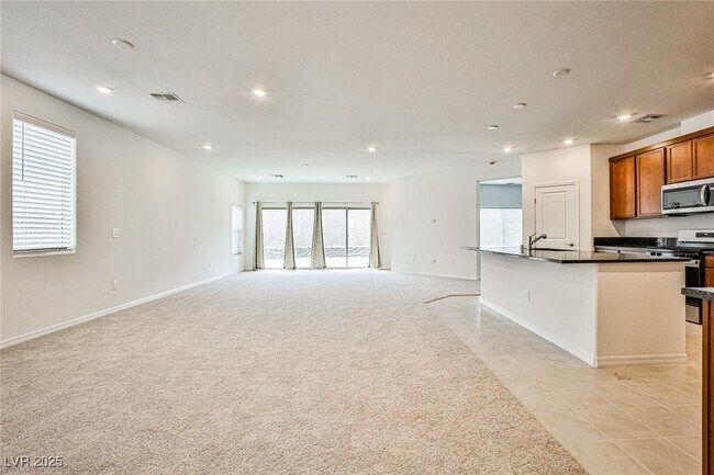 Building Photo - 7412 Legacy Pt St