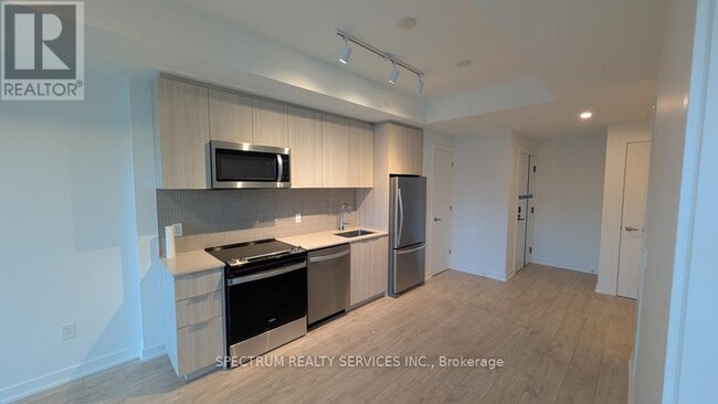 Building Photo - 750 Whitlock Ave