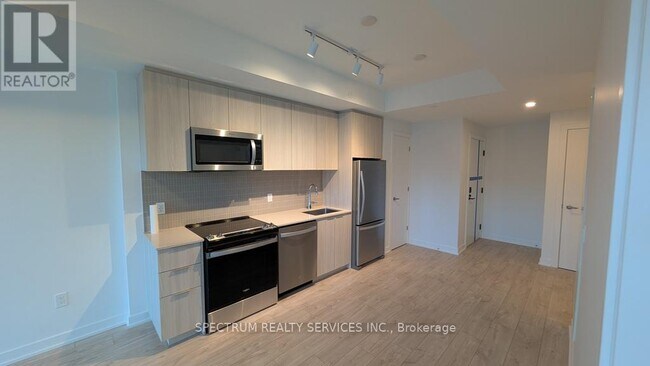 Photo du bâtiment - 750 Whitlock Ave