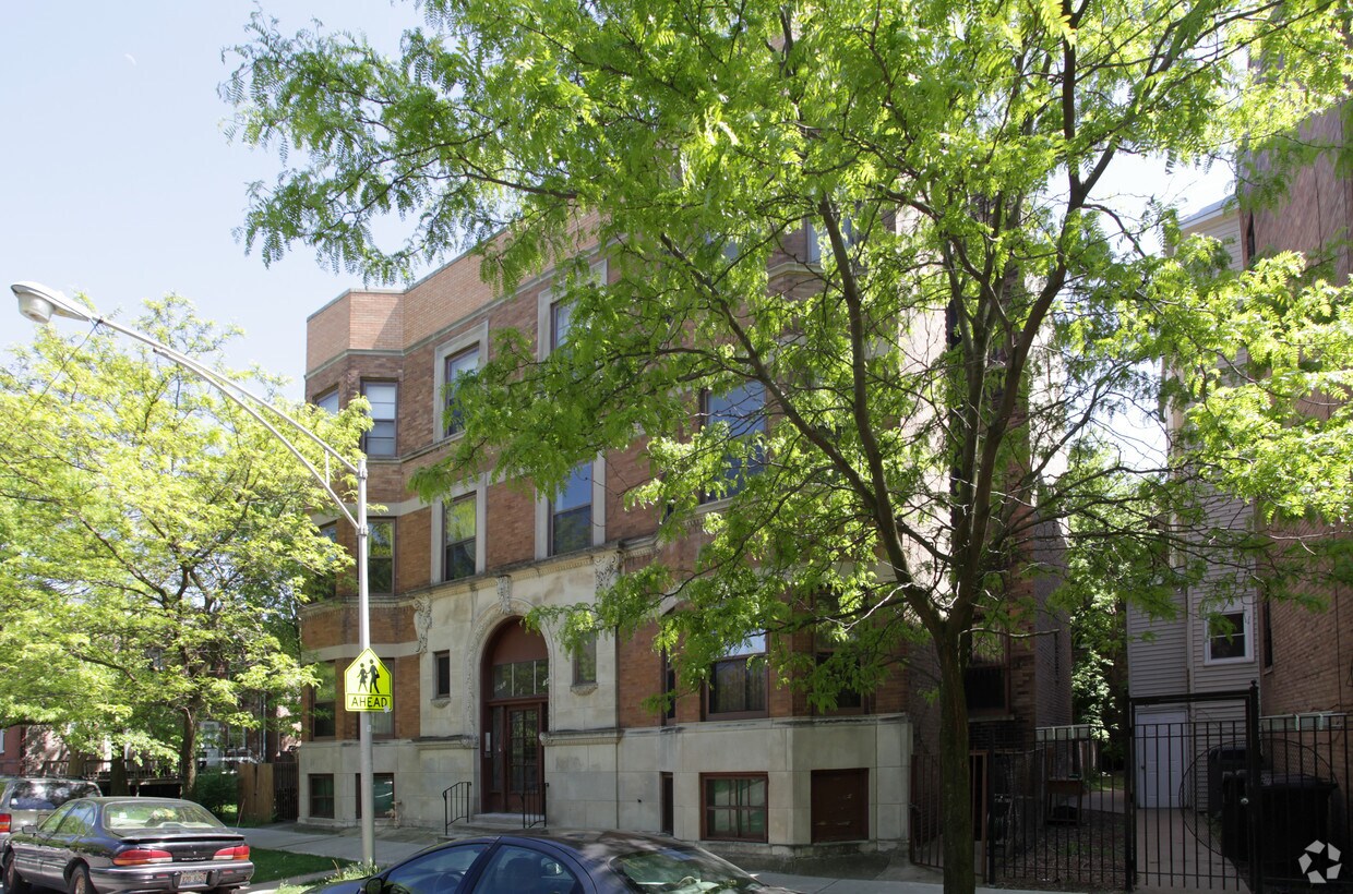 Primary Photo - 1411-1413 E 50th St