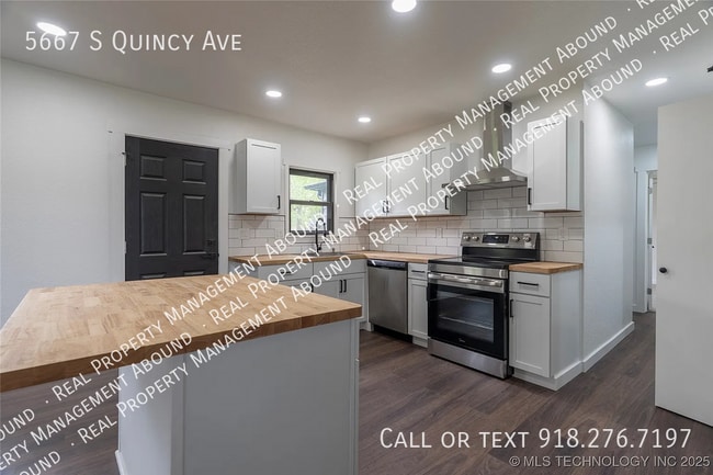 Foto del edificio - 5667 S Quincy Ave