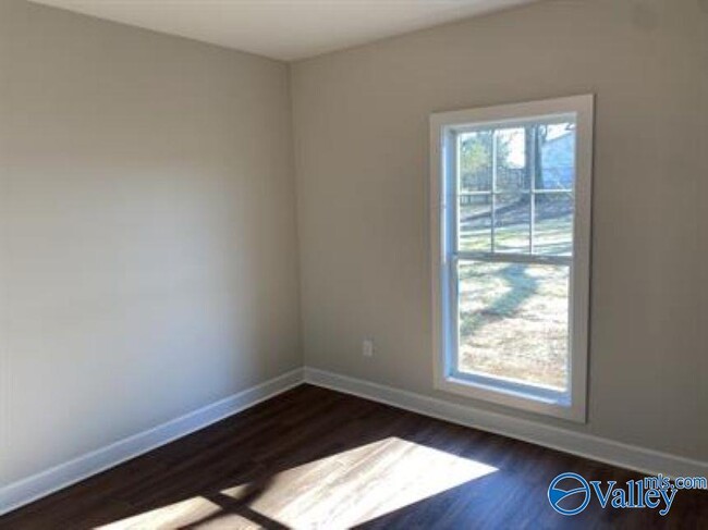 Foto del edificio - 2905 9th Ave SW