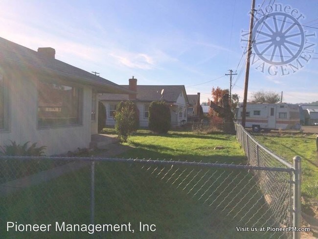 Foto del edificio - 625 NE Madison Ave